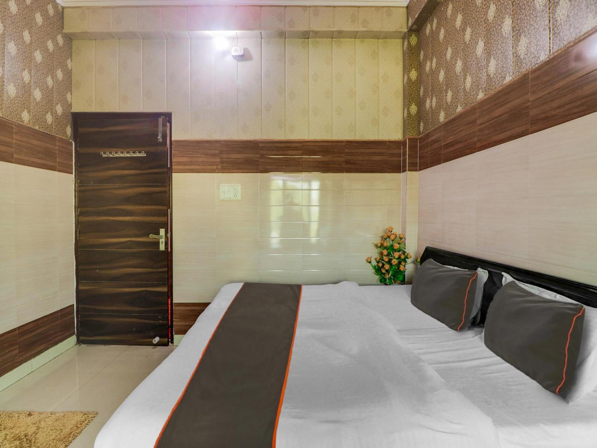 Collection O Paradise And Restaurant Hotel Kashipur Kültér fotó